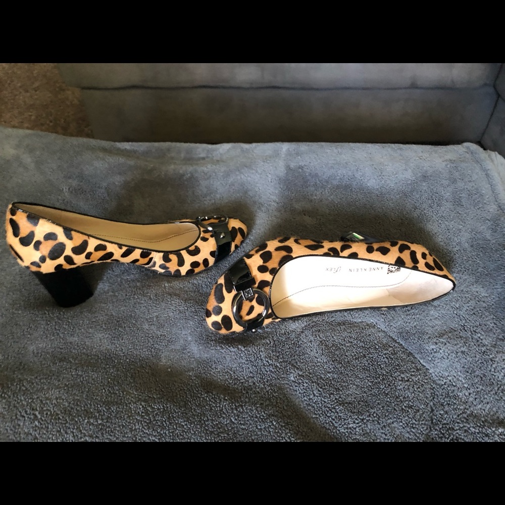 Anne Klein iflex real boar fur heels